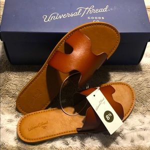 Beautiful slip on sandals!
